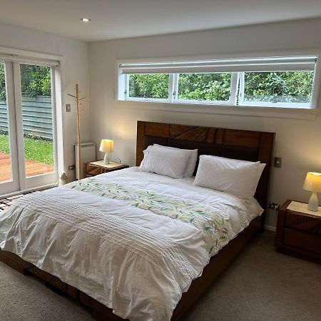 The Perfect Getaway For Two In A Large Suite Whanganui Exterior photo